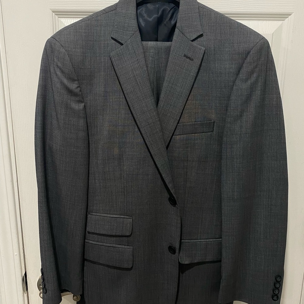 Pronto Uomo Men’s Suit